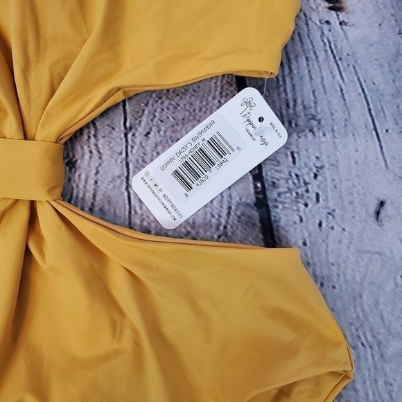 DIPPIN Daisy's Baja Knotted one peice Swimsuit sz. Med NWT - Picture 7 of 8